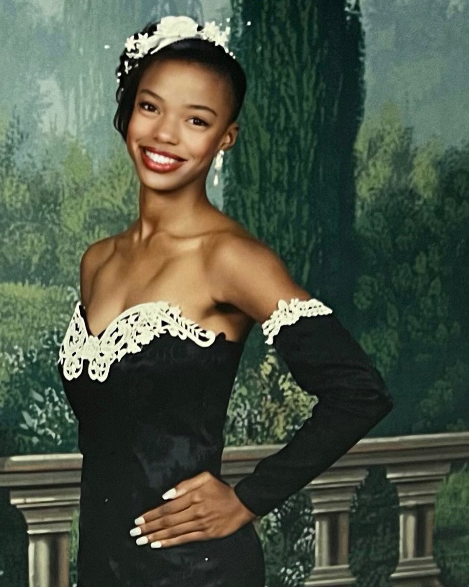 — the beauty of jill marie jones 𐚁💋