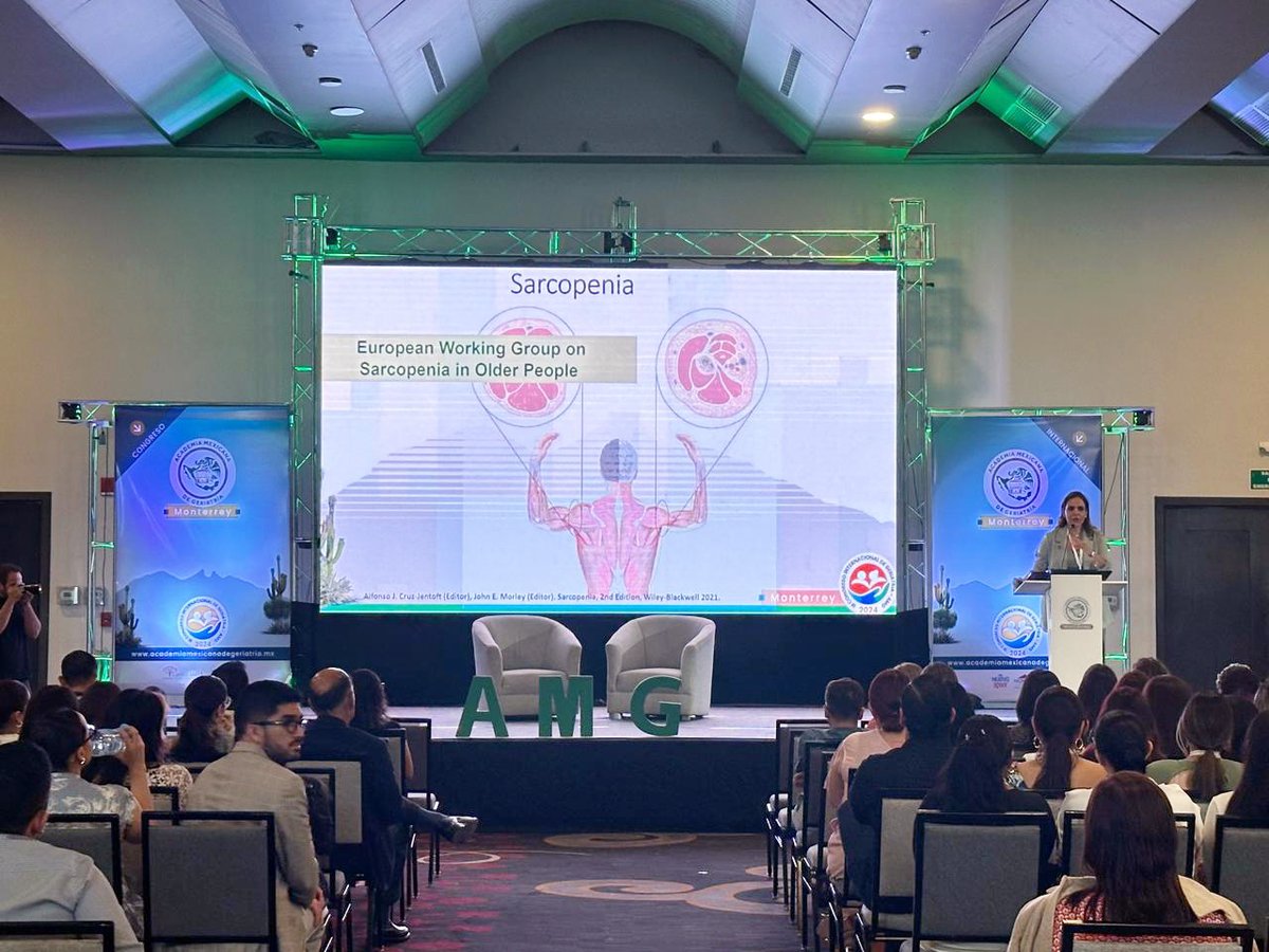 AMGeriatriaAC's tweet image. Segunda ponencia del #Módulo8 - Osteosarcopenia -, con el tema “Sarcopenia: Avances en su identificación y manejo nutricional en adultos mayores”, a cargo de la Dra. Sara G. Aguilar Navarro.

#Osteosarcopenia #DraSaraAguilarNavarro #CongresoAMG #SomosGeriatras #SomosAcademia