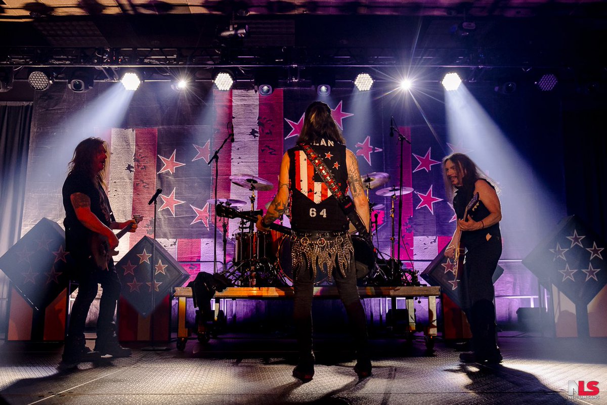 Brotherhood 💯

📸 Neil Lim Sang