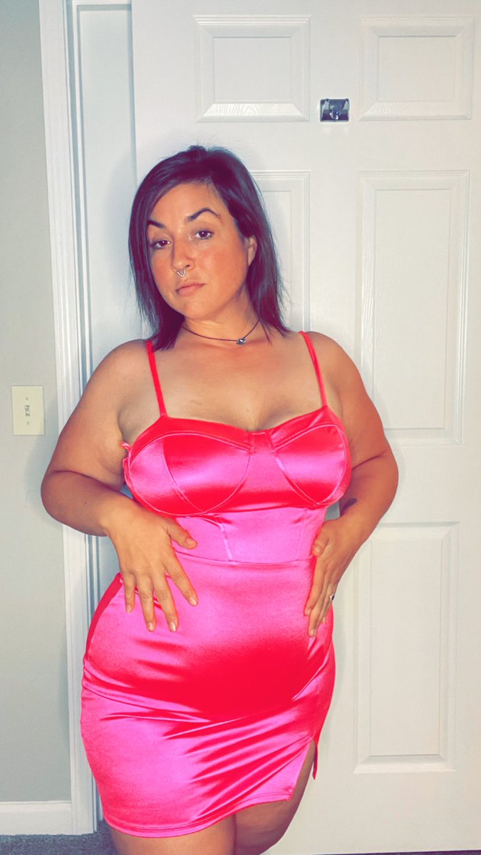 jaki_brooks's tweet photo. ❤️ for green. || RT for pink https://t.co/wvelUnuchZ