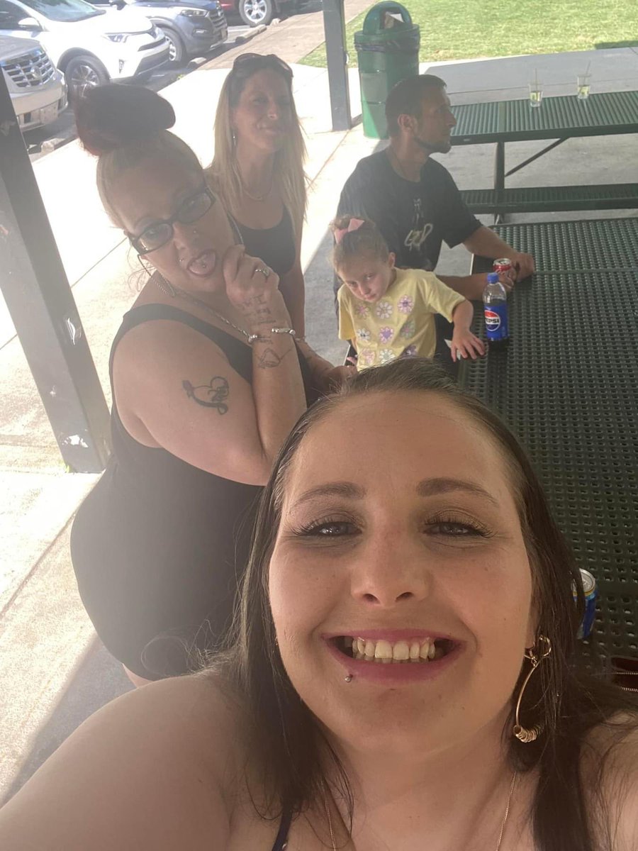 SugarCookieXXX's tweet photo. Lovely day with my bitch and family.. keep it sexy https://t.co/8m5jfKwbgO