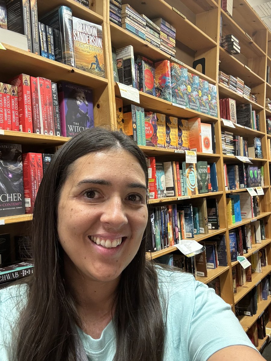 Also enjoying a totally nerdy day and hours <a href="/Powells/">Powell's Books</a> in Portland. This is how to #joypit (I planned to buy one. Left with 4 and a tote)