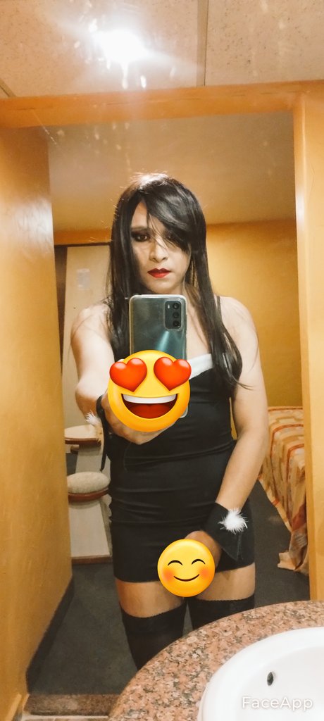 transFernand's tweet photo. Hola chicos quien invita a salir este fin de semana, chicos serios, no importa edad ni físico 😘 https://t.co/Cn5nzNFN0Z