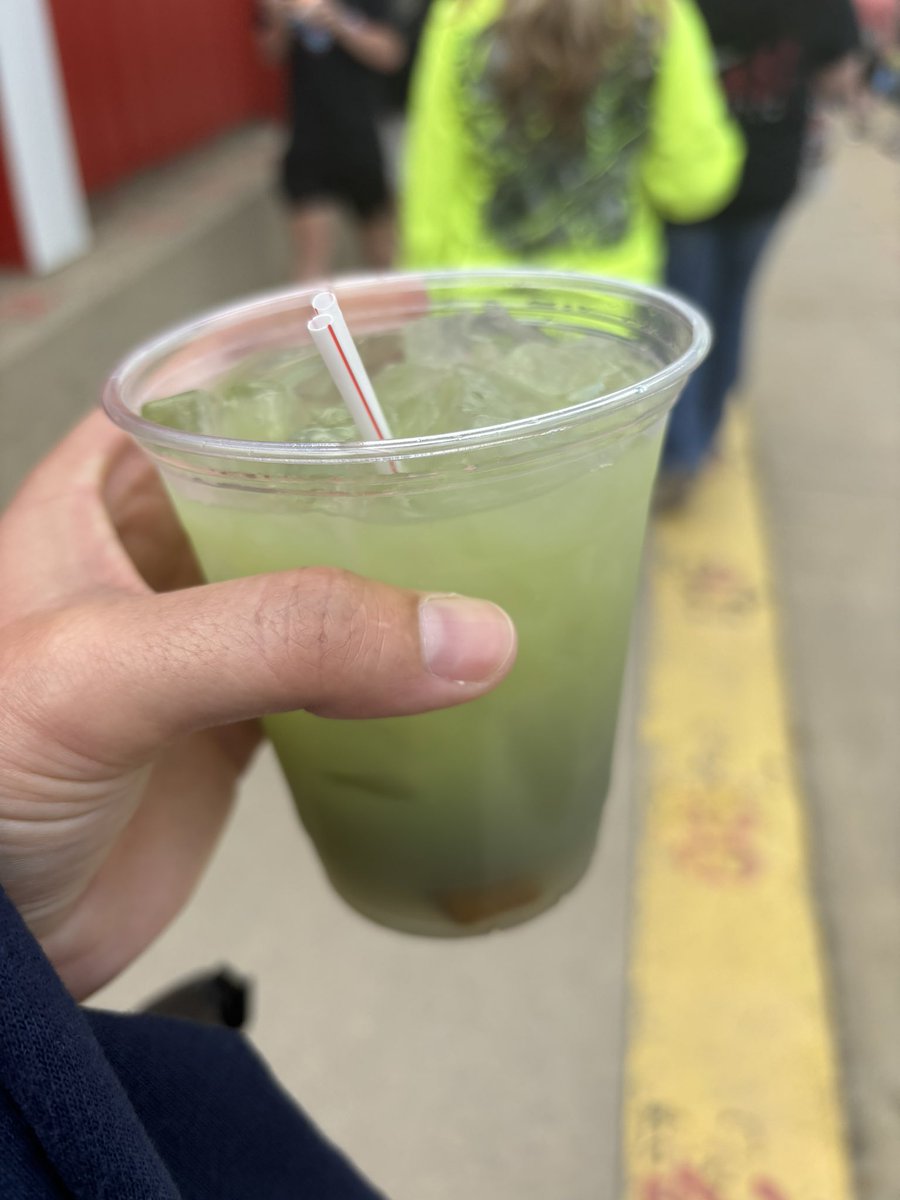 allicollis's tweet photo. Can’t make a trip to Eldora without one. https://t.co/P6VKpsqiXt