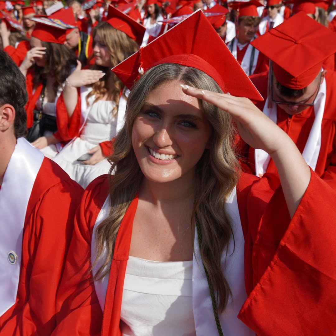 🧑‍🎓 Graduation is almost here! 🎓

Final steps underway, just about 25 minutes away!

#TogetherWeArePinkerton #GoAstros