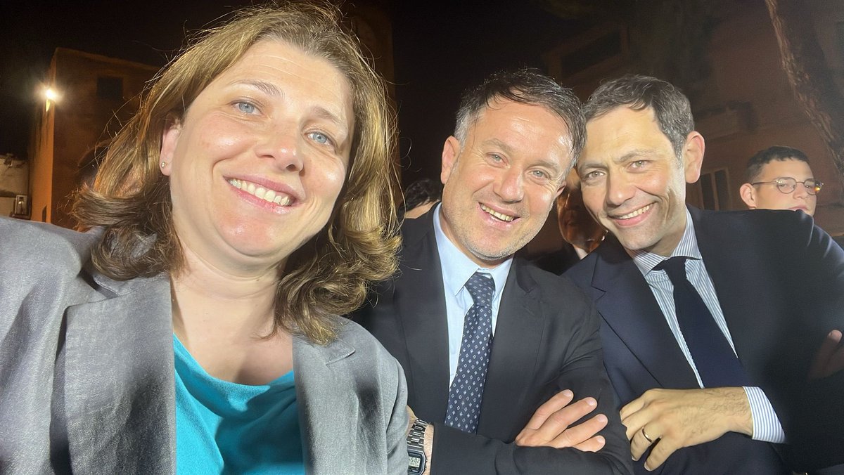 CarolinaVarchi's tweet photo. Con Giorgia, per cambiare anche l’Europa.

#ScriviGiorgia #VotaFDI https://t.co/wGV68z42b7