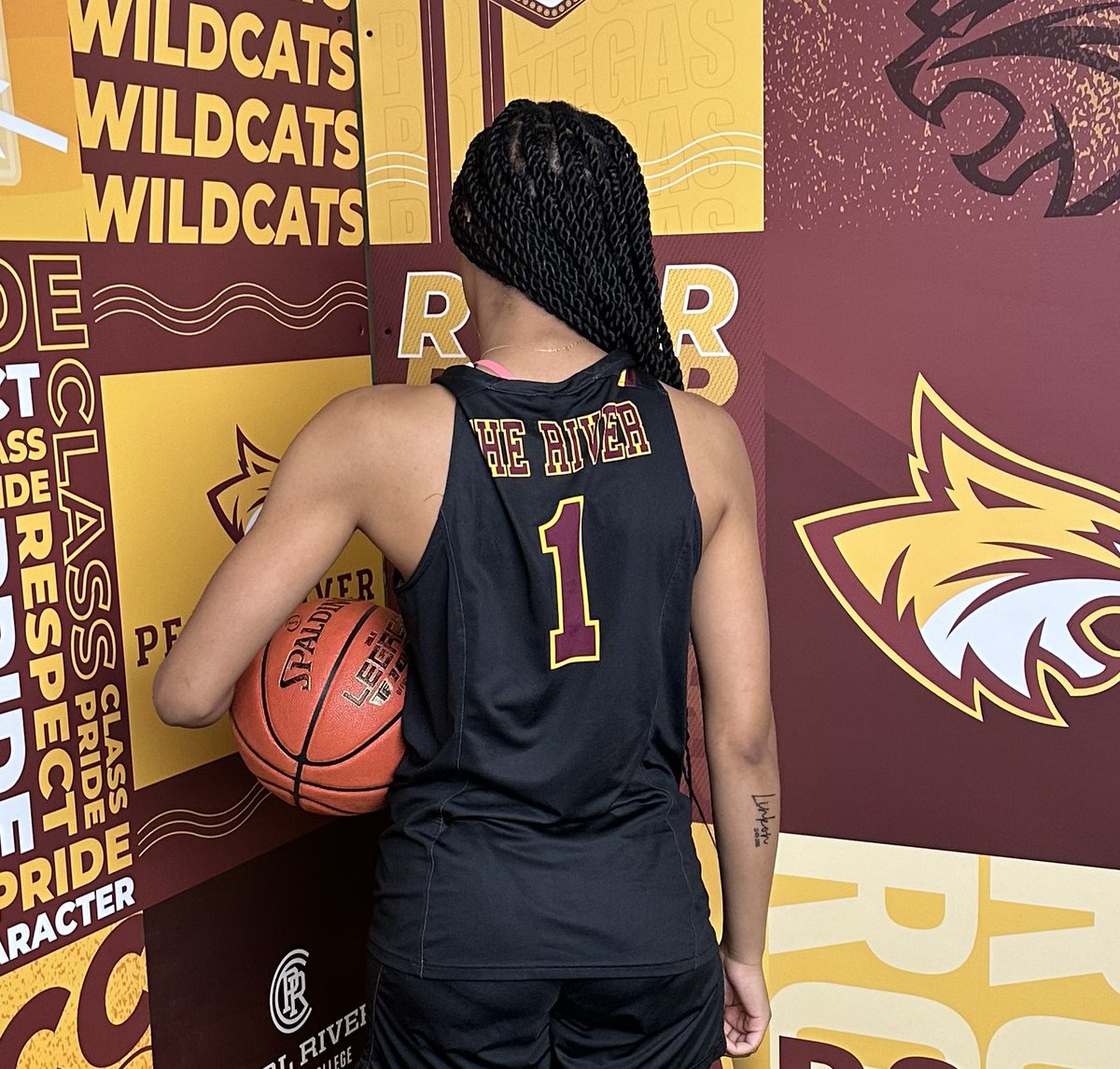 phearvey14's tweet photo. Numero uno you kno 

Thanks for the visit @PearlRiverWBB ! Can’t wait to get going this season!
@PRCCAthletics https://t.co/Ty2OWXZC2w