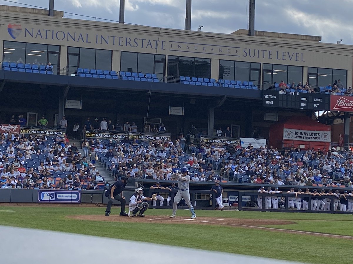 Top of 6. Bears down 0-1….