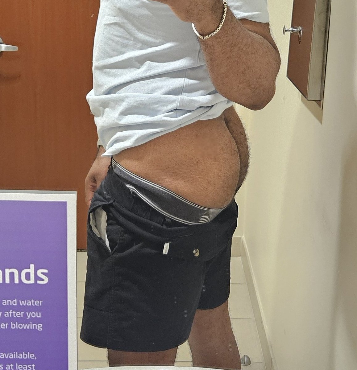 Sometimes the ass is assing 🍑😊😈... get tested regularly everyone. #ethicalSlut #bbbh #bareback #doxypep #cumdump #bottom #bigdickbottom