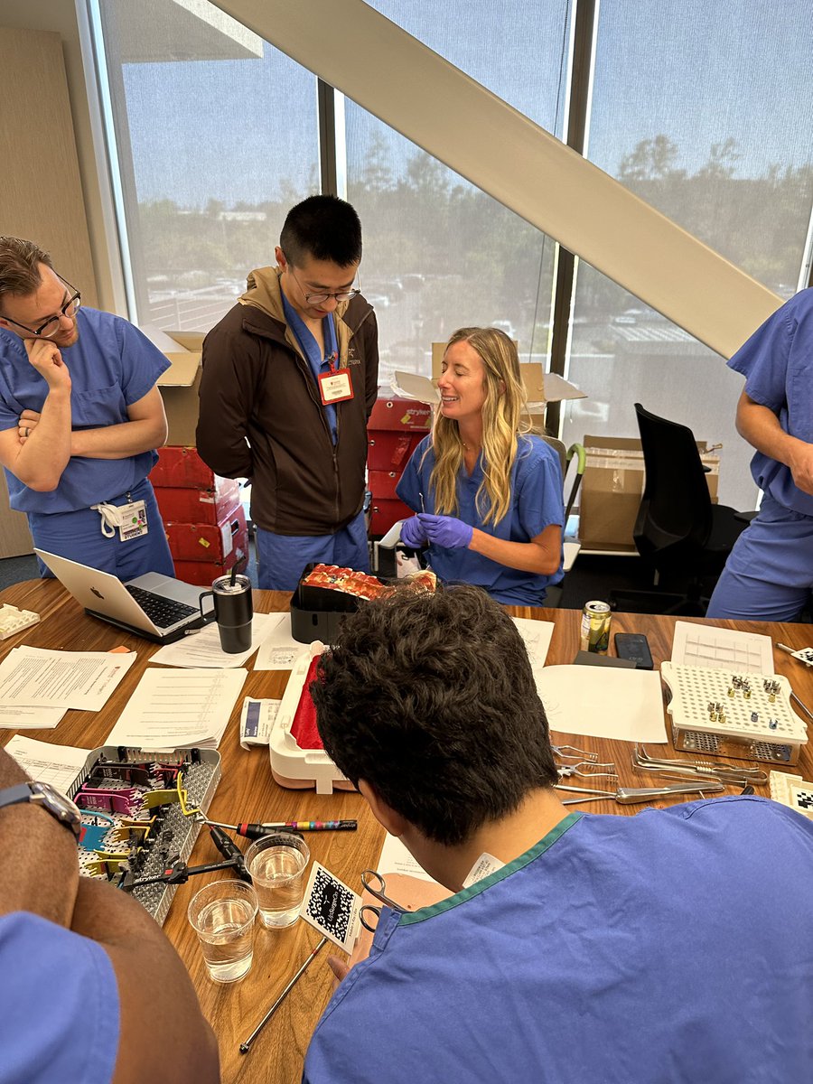 lilykim_md's tweet photo. Teaching Friday @StanfordNsurg: thoracolumbar laminectomy+freehand pedicle screw placement with the UpSurgeon models. Resident, subIs got to place screws & get detailed feedback from @DrZygourakis! Thank you Dr. Z #stryker team for the great learning opportunity! #subIseason https://t.co/BndZ0cfODG