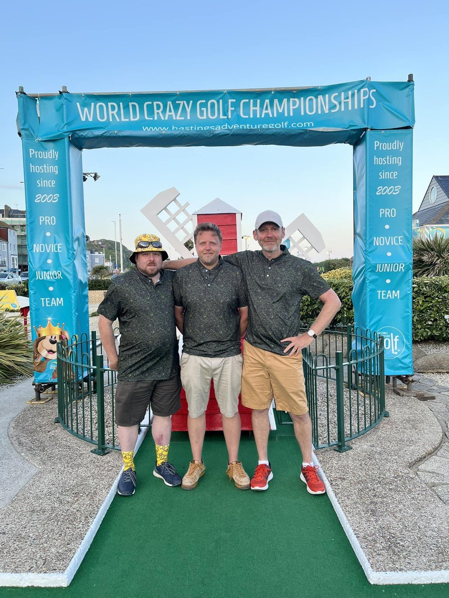 𝐖𝐈𝐍𝐍𝐈𝐍𝐆 𝐒𝐓𝐀𝐑𝐓 𝐅𝐎𝐑 𝐖𝐀𝐋𝐄𝐒 𝐀𝐓 𝐓𝐇𝐄 𝐖𝐎𝐑𝐋𝐃 𝐂𝐑𝐀𝐙𝐈𝐄𝐒

This evening our captain Martyn Williams sunk the winning putt in the World Crazy Golf Championship Team Event

Martyn was joined by James Rutherford and Martin Greenhead from Strokes Minigolf Club