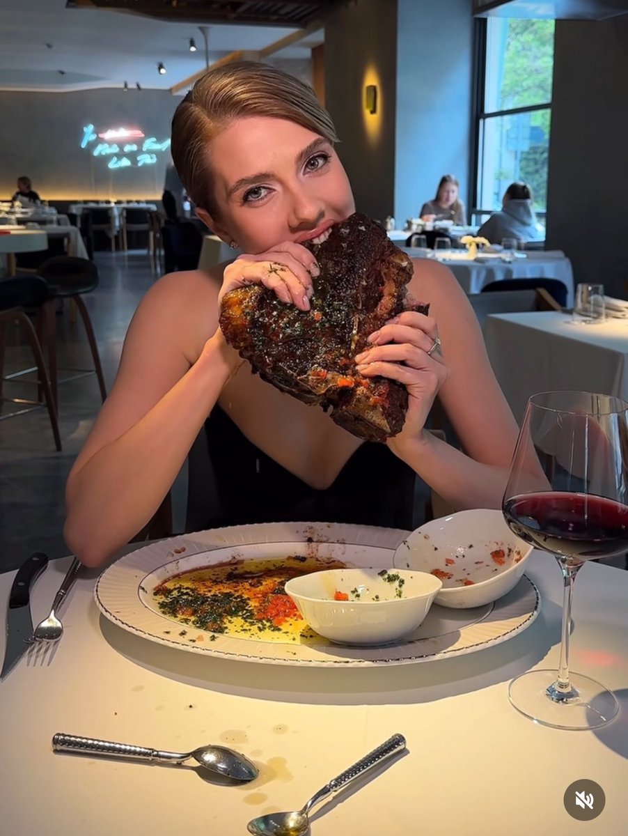 n_tyne's tweet photo. #howto #drain My #bankaccount
#sugardaddy goals.
#datenight #meatface https://t.co/mFIgMn7lUM