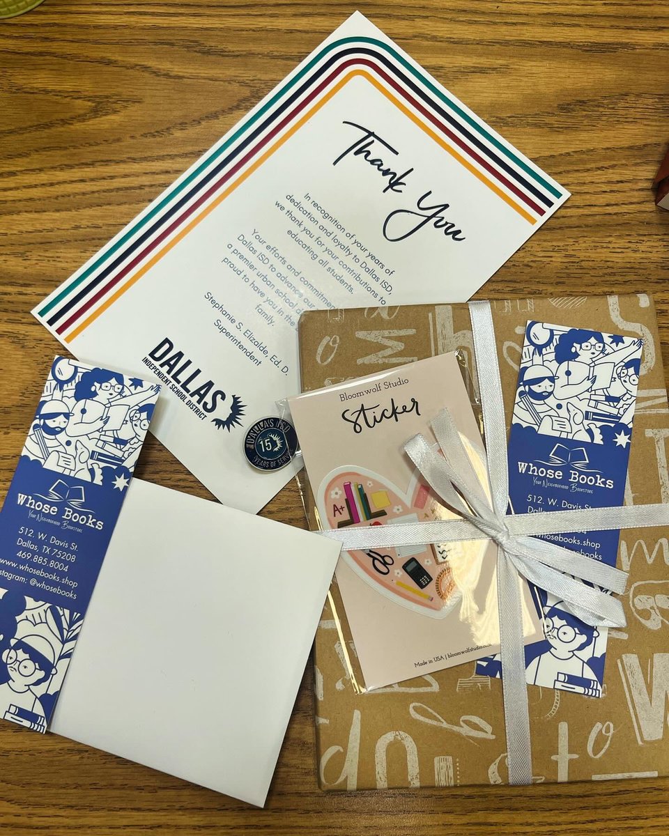 BishopArtsSTEAM's tweet photo. A huge thanks to ⁦@whosebooks⁩ for generously providing gifts for our team members honored for 5-25 years of service in ⁦@dallasschools⁩. We truly appreciate your support and your dedication to promoting reading in our community! 📚📖⁦@LourdesGarduno3⁩ https://t.co/yHuSzd3bAd
