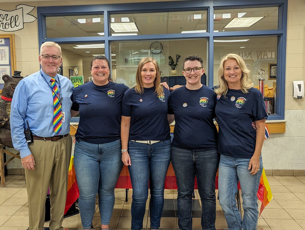 Caitlin Almon tweet media