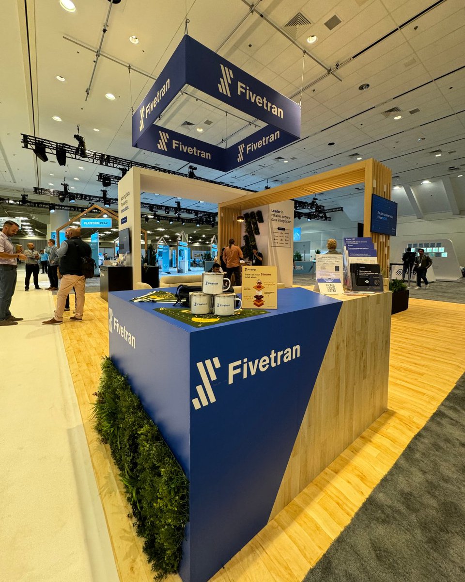 fivetran's tweet image. A huge thank you to everyone who joined us at the #SnowflakeDataCloudSummit! ❄️ Your energy lit up our sessions on data integration and AI, our hands-on GenAI lab planning California wine country trips, and our various cocktail hours and events. Can’t wait to see you next year!
