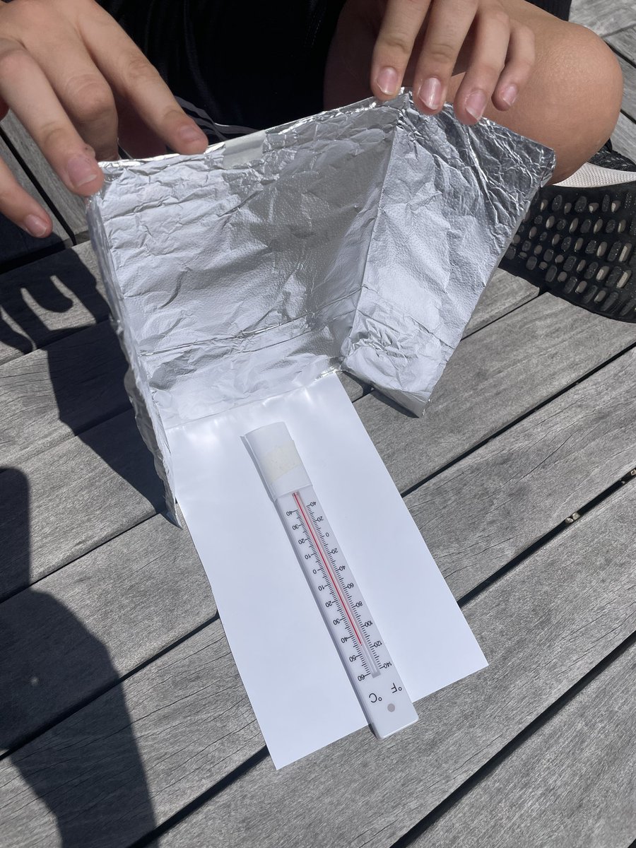 Mrs. Brond tweet media