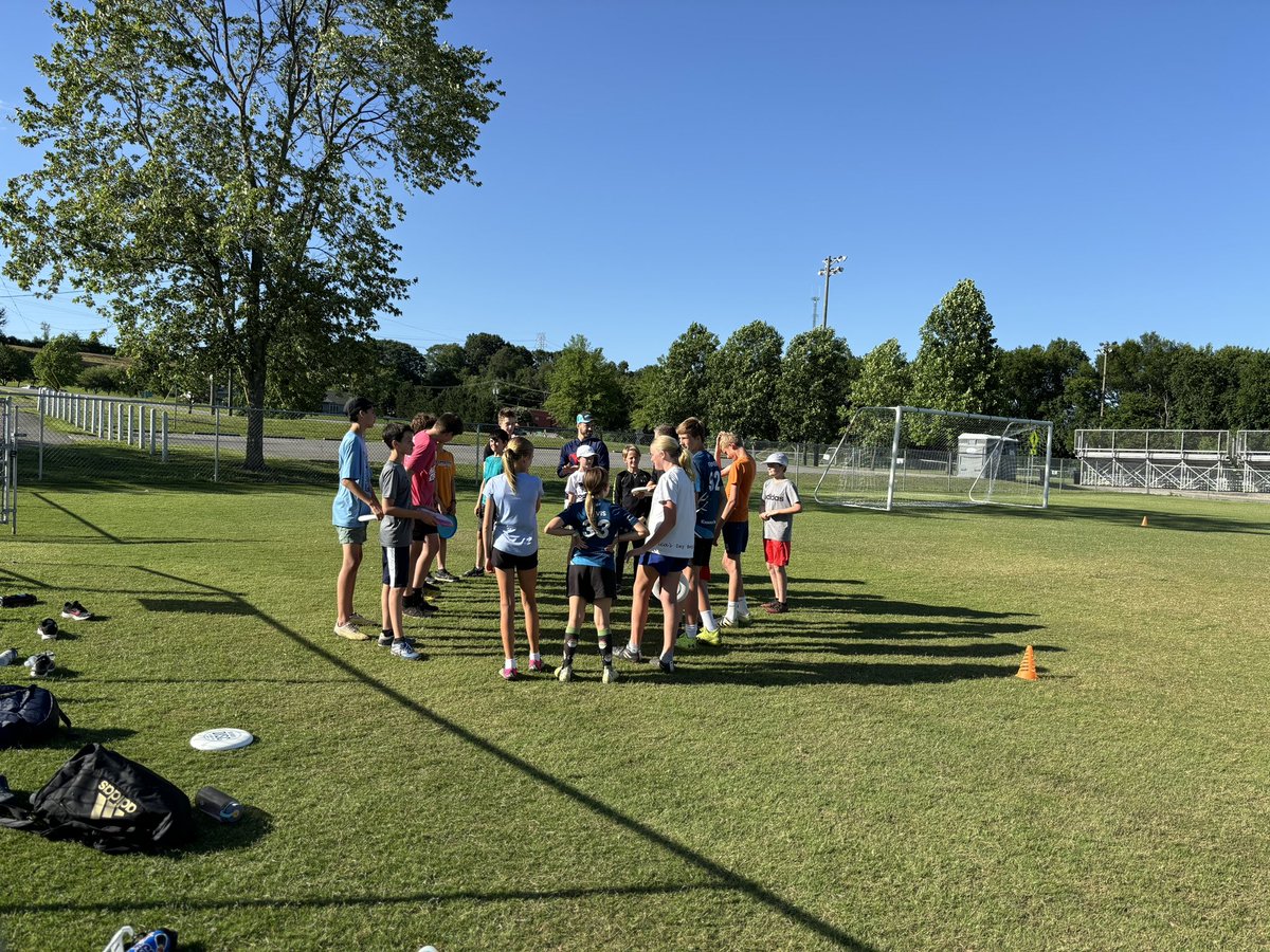 Last night of KYU’s Middle School Development Camp. These kids have had a BLAST!!! Thank you, Knoxville, for supporting youth ultimate!!!