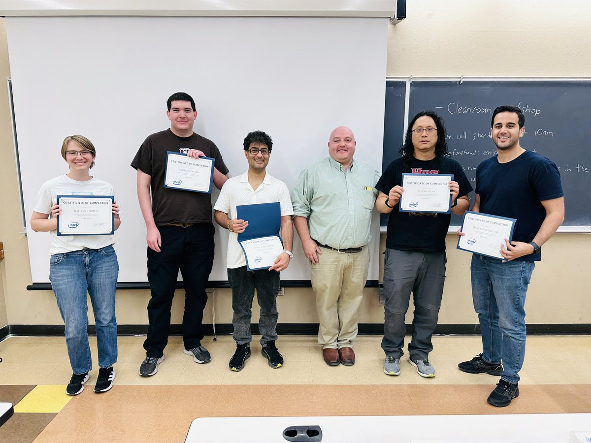 WeiTang15's tweet photo. NMSU students learned semiconductor fabrication skills and obtained the first wafer with the NMSU logo. Go Aggies! https://t.co/AI6hrkaCeV