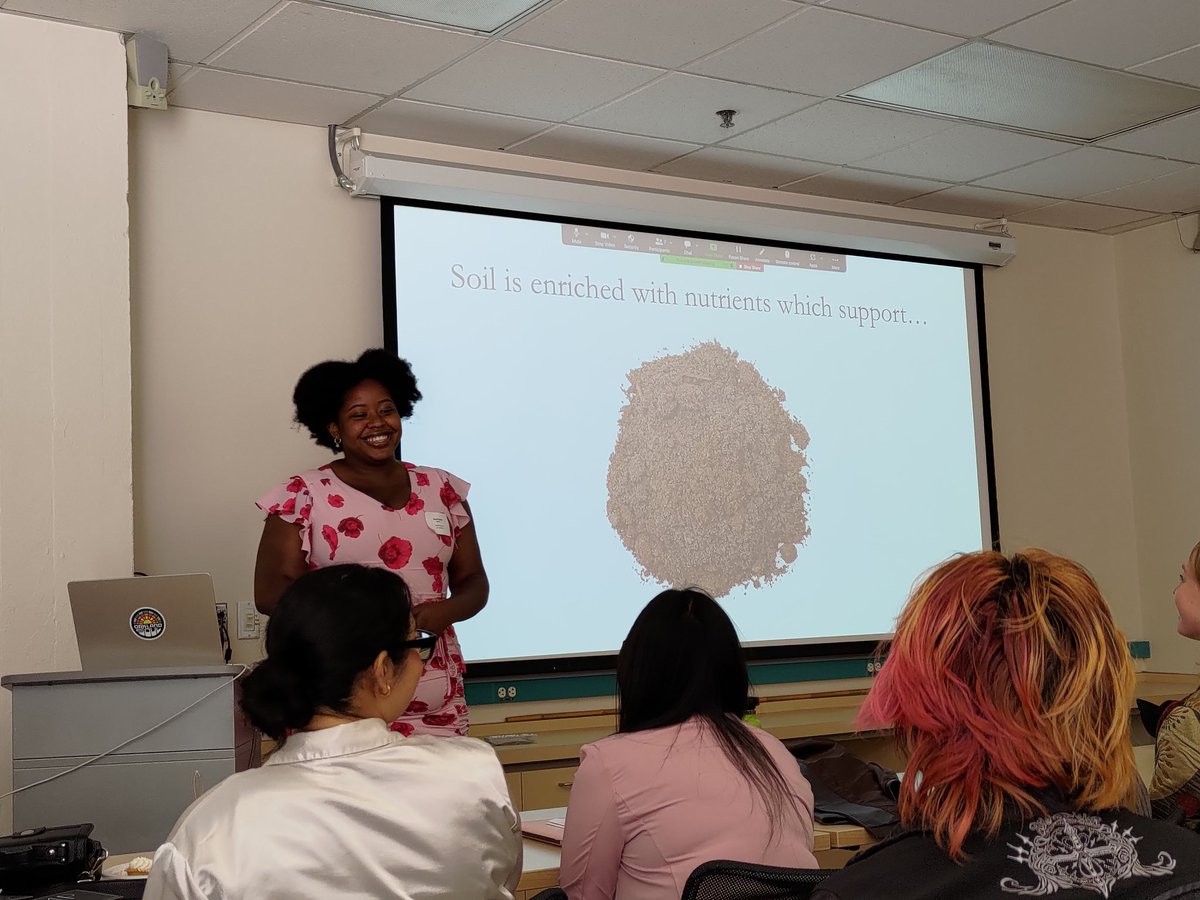 Congrats to Hazel Anagu on the incredible talk for the NSF RaMP symposium! Catch her at <a href="/ASMicrobiology/">ASM</a> this summer as well as at Tetrapyrroles GRC to learn about nutrient based microbial interactions in soil! 🎉
