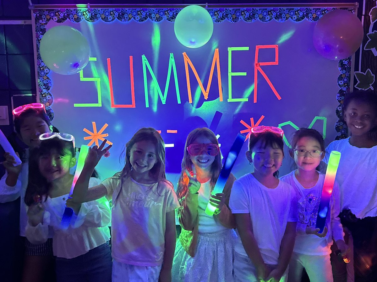 Musa2nd's tweet image. 2023-2024 School was a blast! Watching these little ones grow brings happiness to my heart. Happy Summer my Third Graders!!
