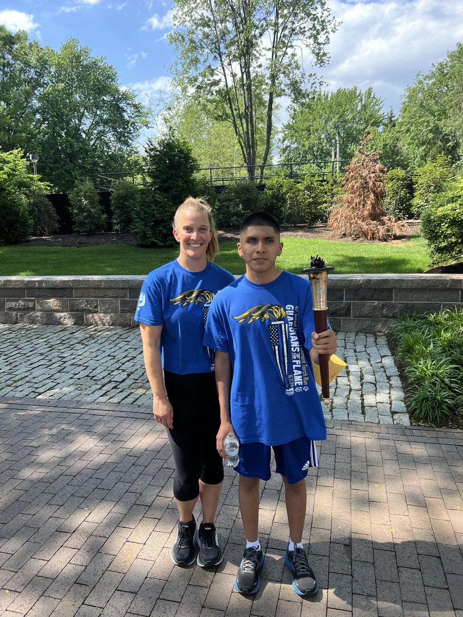NBPS_CHPE's tweet photo. It was an honor to participate in the Law Enforcement Torch Run for Special Olympics alongside Oscar Garcia and NBPD! Thank you @nbpschools for assisting with fundraising! We donated $1246 to Special Olympics! #ALLIN4NB https://t.co/7LRfWJGbCs