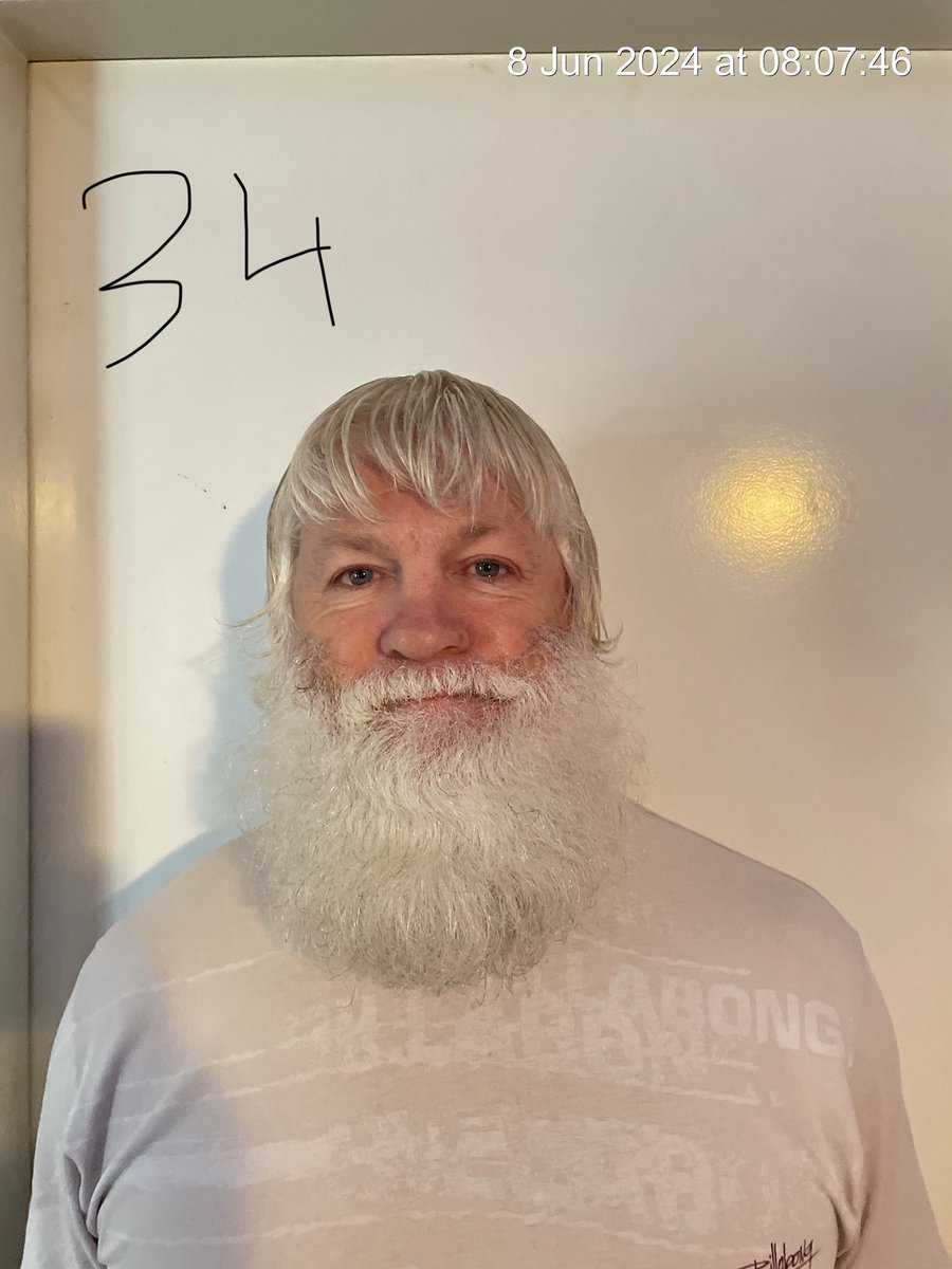 Mickysch68's tweet photo. Wk 34 no shave no hair cut challenge.If you’d like to donate to one or both of these organisations would be great
https://t.co/oD4zlobSRG
https://t.co/2AXHQGZoa1
I’ll put all donations into a draw to win some prizes.#shavehairforcharity #12monthsnoshavenocut #growhairforcharity https://t.co/xSfMhjcOj2