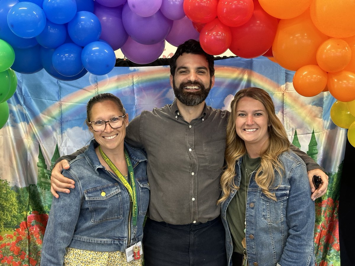 Our CORE coaches supported new administrators in <a href="/SantaAnaUSD/">Santa Ana USD</a> as they defended their Individual Induction Plans and culminated their coaching relationships from this year. We're excited to continue building with new educational leaders! Learn about CORE at laep.org/what-we-do/cor…