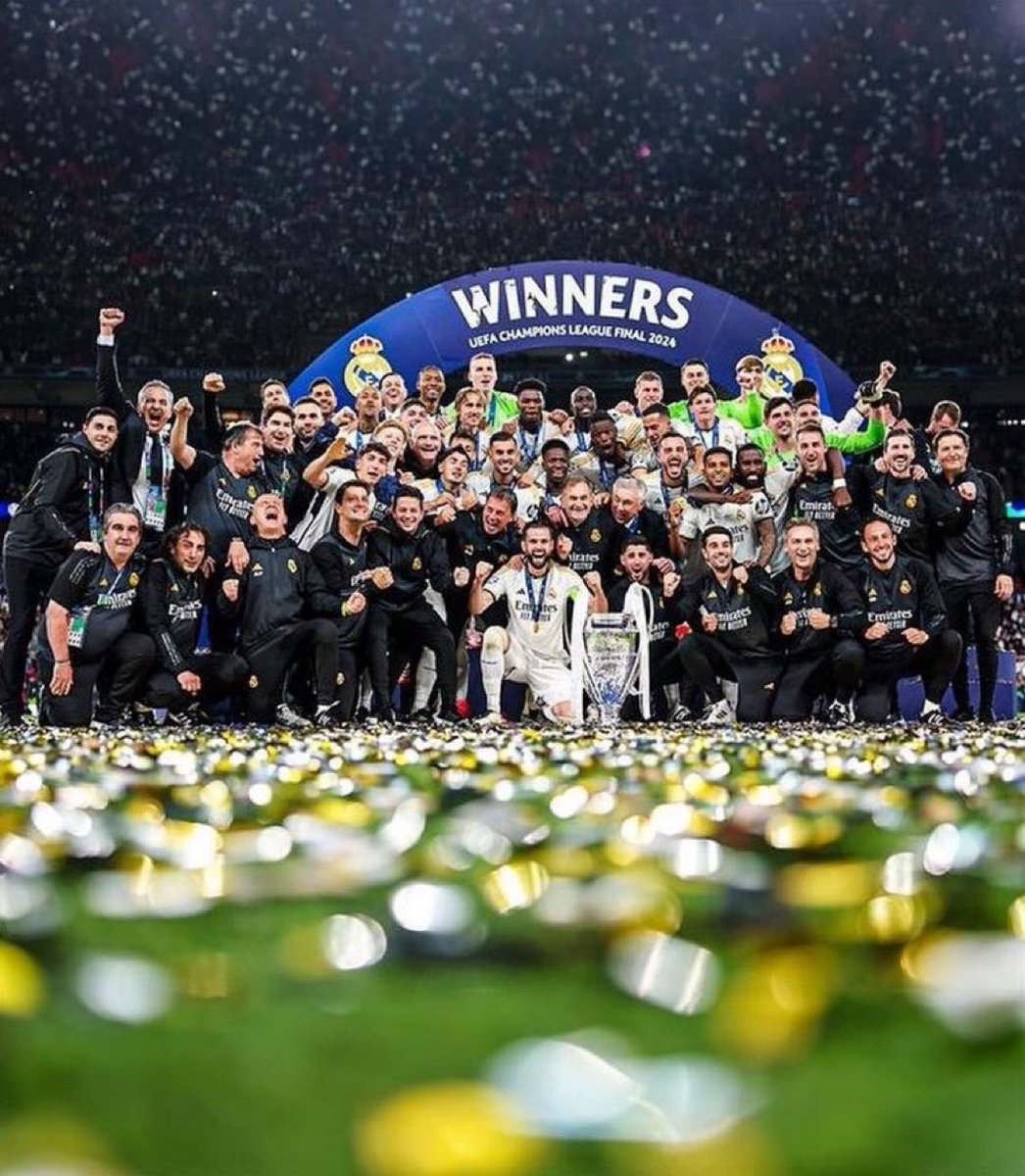 MadridXtra's tweet photo. WHAT A PICTURE! 🤍 https://t.co/tKROpzHiMa