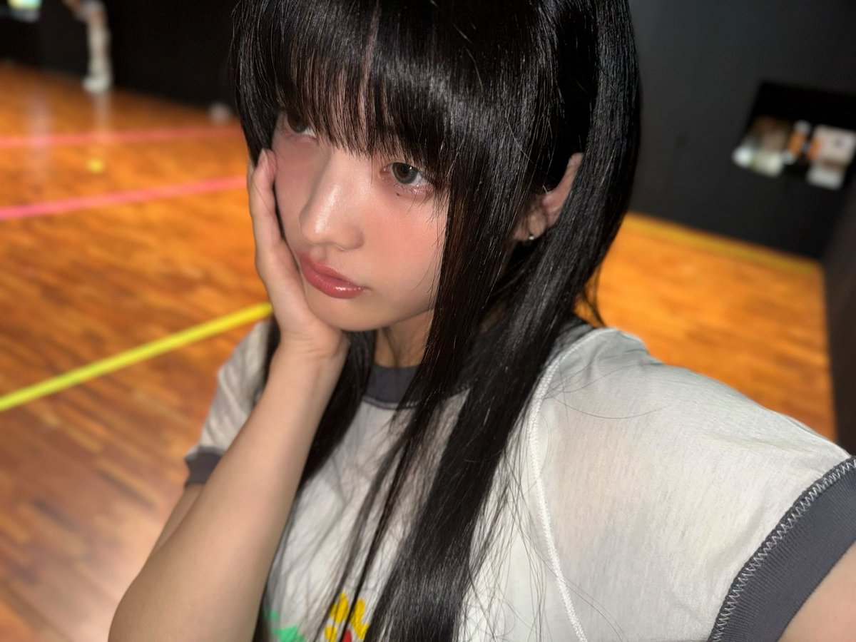 ILLIT_twt tweet picture