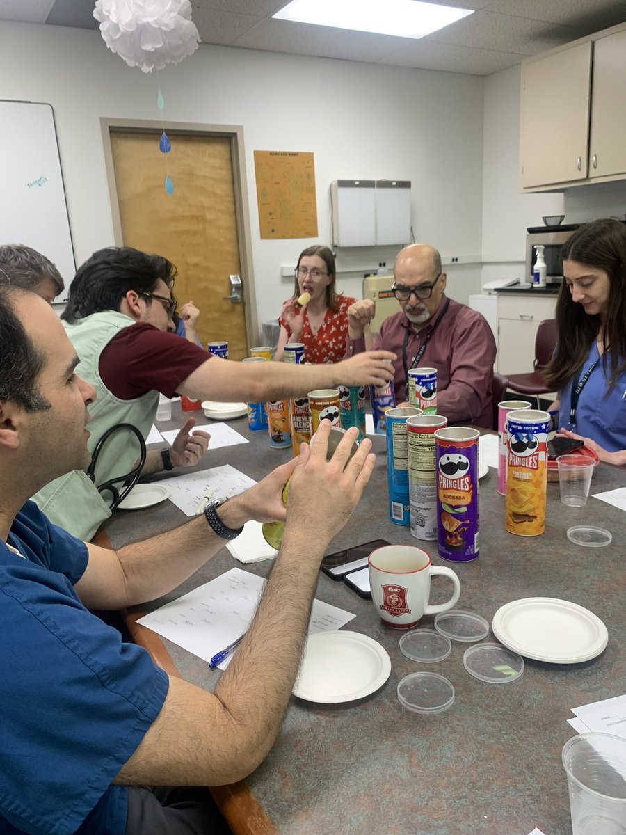 TempleID1's tweet photo. Another great #TasteOff this time with 20 kinds of @Pringles lots of favorites but tied for 1st was original & salt & vinegar! Unfortunately, we werent keen on the unique flavor of Philly cheesesteak or butter Carmel! #ThisIsWellness #ConsultBreak #IDTwitter #Medtwitter https://t.co/TQ7oUxHo0a