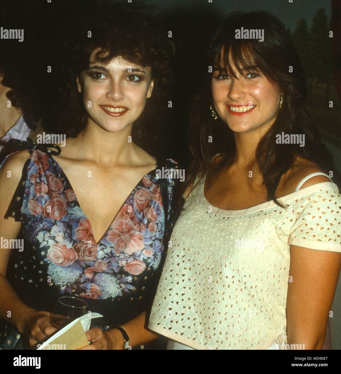 FlashbackFriday Emma Samms and Demi Moore #GH #GeneralHospital, image size:1097x1200