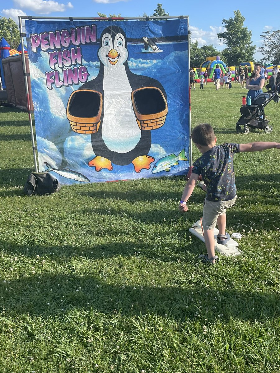 JamesStrathPS's tweet image. It was a night filled with games, obstacle courses, animals, pizza and even a circus demonstration! Spring Fling 2024 #wearestrath @kprschools