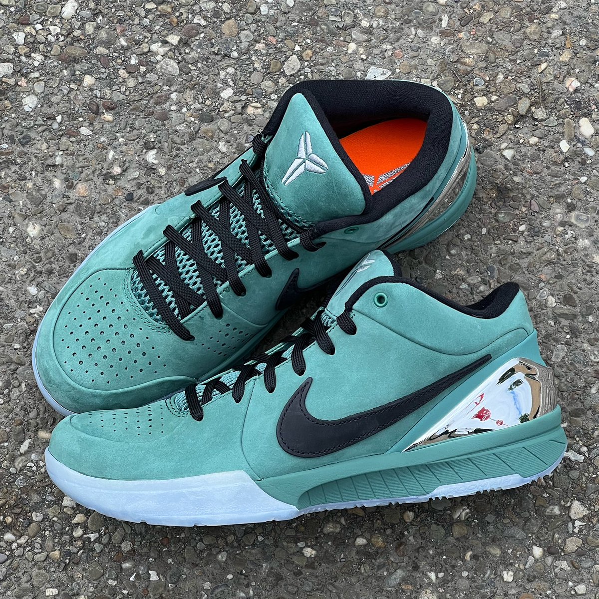 Chilly Kicks tweet media