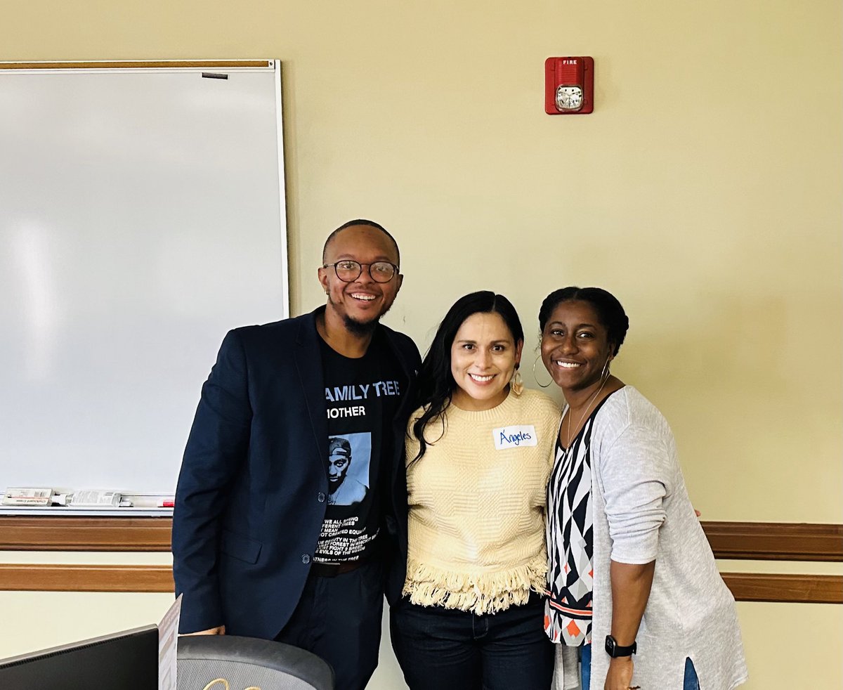 AngelesMLEd's tweet photo. Had a fantastic time at the ⁦⁦@NTCTELA⁩ Conference! Many thanks to the Board, University, professors, presenters, and everyone who contributed to make it such a fun event! ⁦⁦@TWUCOPE⁩ ⁦@TWULitandLearn⁩ https://t.co/KqRvZLQhBg