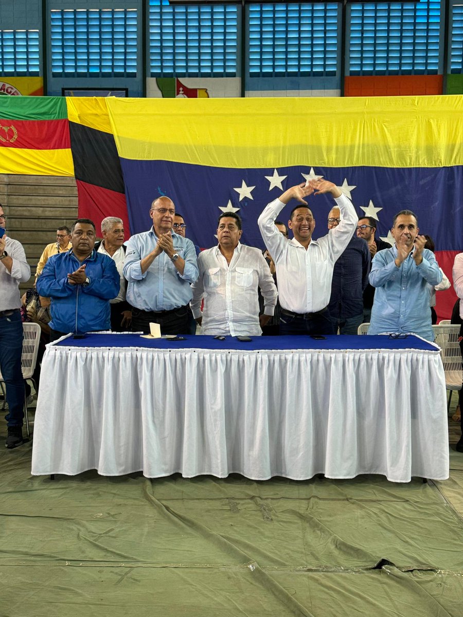 ADOrganizacion_'s tweet image. #7Junio | En @ADemocratica En Resistencia damos la bienvenida al Alcalde del municipio Ayacucho, estado Táchira, Yonnhy Liscano. Que desde ya con su equipo se suman al trabajo no solo por el pueblo de Ayacucho, sino por el cambio que vamos a lograr el #28Julio con @EdmundoGU.