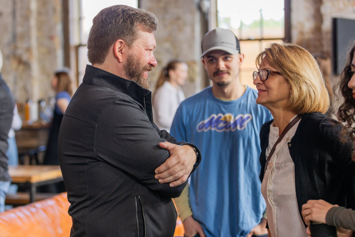 Every day is a good day to help someone else succeed. #bisblox