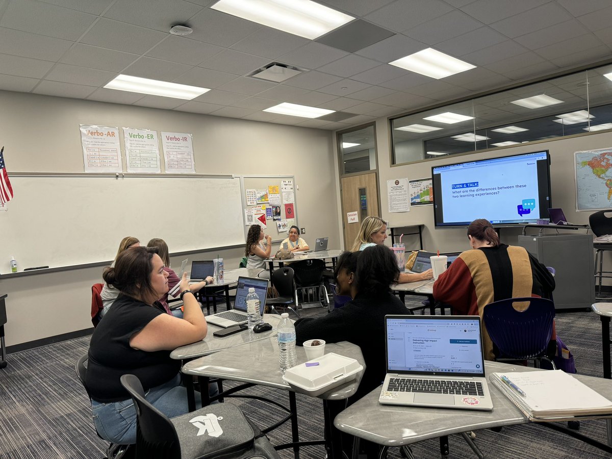 𝒴𝓋𝑜𝓃𝓃𝑒 𝒫𝑜𝓈𝓉 tweet media