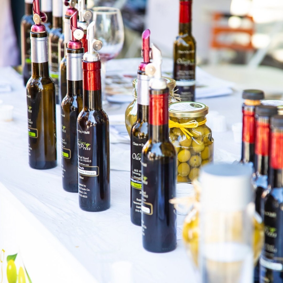 VisitSYV's tweet image. Combine world-class jazz with local wine and olive-themed eats in the lovely little town of Los Olivos, and you've got a pretty perfect day. 🫒🎷 The Los Olivos Jazz and Olive Festival is Saturday, 6/8 bit.ly/456LE7n

📸: losolivosca on Instagram