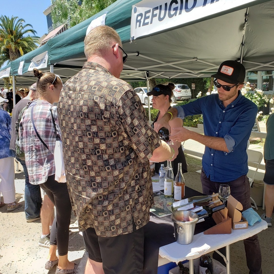 VisitSYV's tweet image. Combine world-class jazz with local wine and olive-themed eats in the lovely little town of Los Olivos, and you've got a pretty perfect day. 🫒🎷 The Los Olivos Jazz and Olive Festival is Saturday, 6/8 bit.ly/456LE7n

📸: losolivosca on Instagram