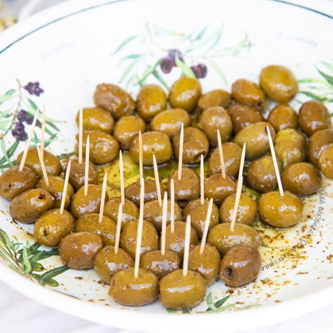 VisitSYV's tweet image. Combine world-class jazz with local wine and olive-themed eats in the lovely little town of Los Olivos, and you've got a pretty perfect day. 🫒🎷 The Los Olivos Jazz and Olive Festival is Saturday, 6/8 bit.ly/456LE7n

📸: losolivosca on Instagram