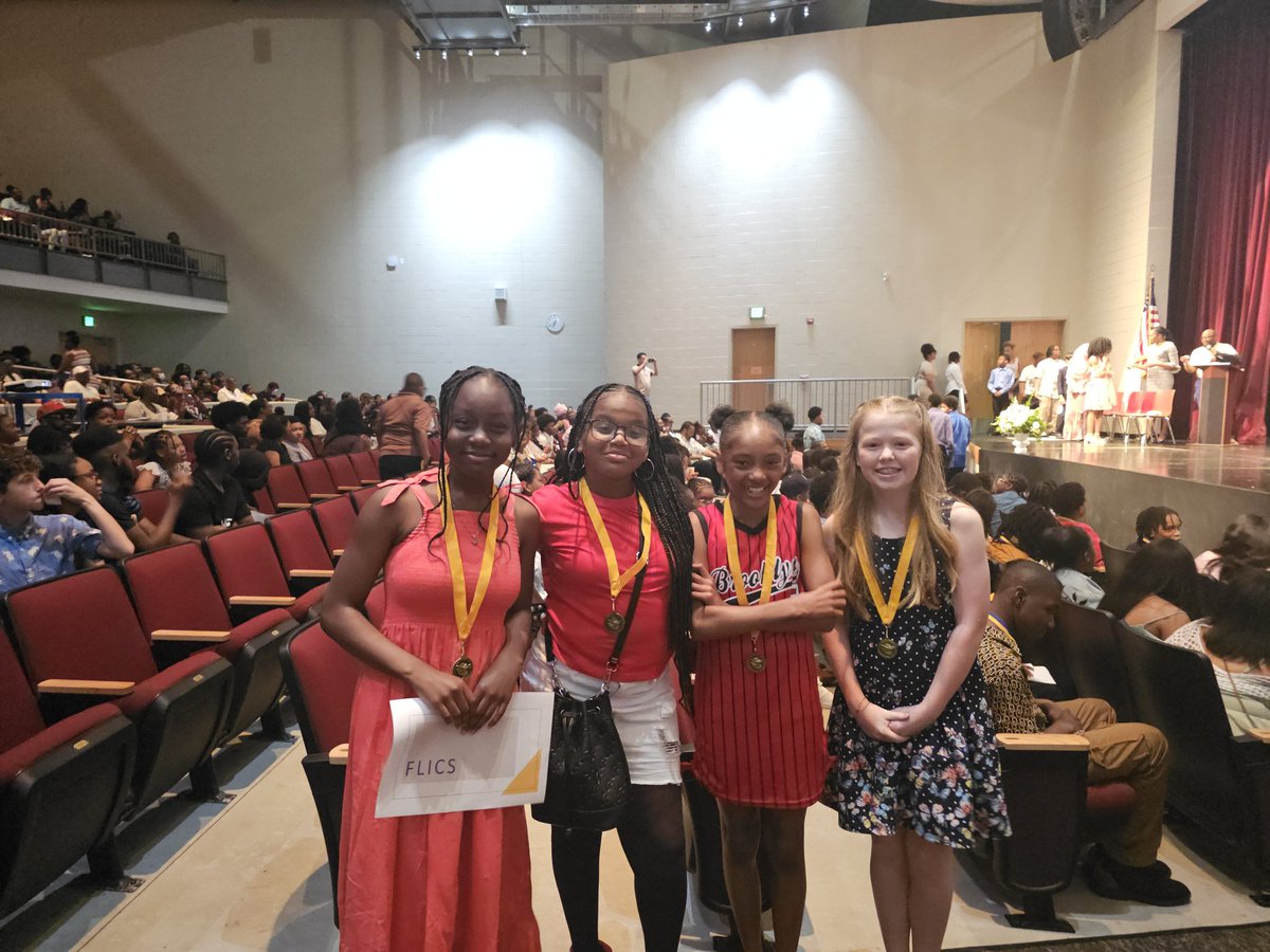 FLICS 8th &amp; 5th grade  district Honorees!