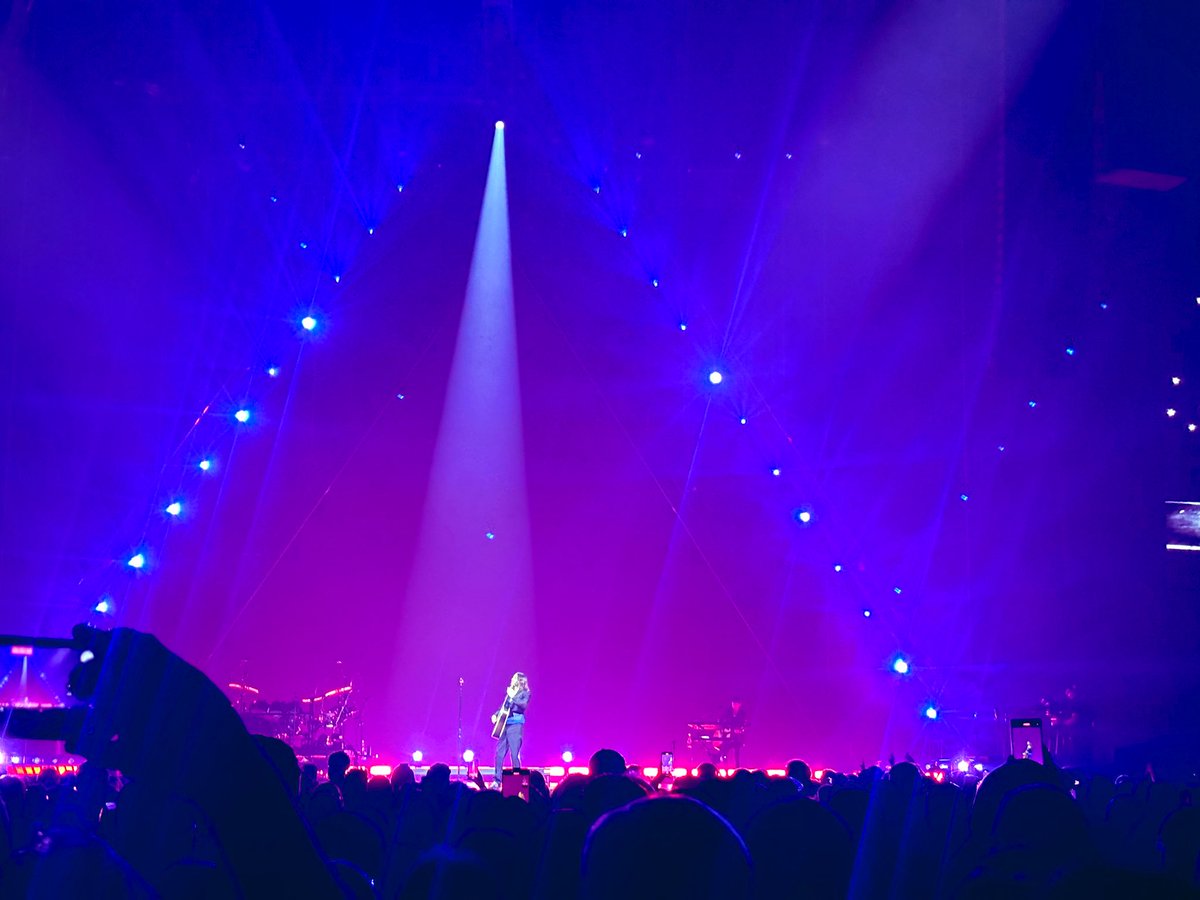 LoobyDooby22's tweet photo. One of THE best gigs I’ve EVER been to ❤️‍🔥
@30SECONDSTOMARS smashed it out the park tonight!! ✨ 
Manchester - a pleasure as ALWAYS 🫶🏼
@TheChrisMcKeown buzzin!!!! #thirtyseconds #livemusic https://t.co/UZHz7dPebH