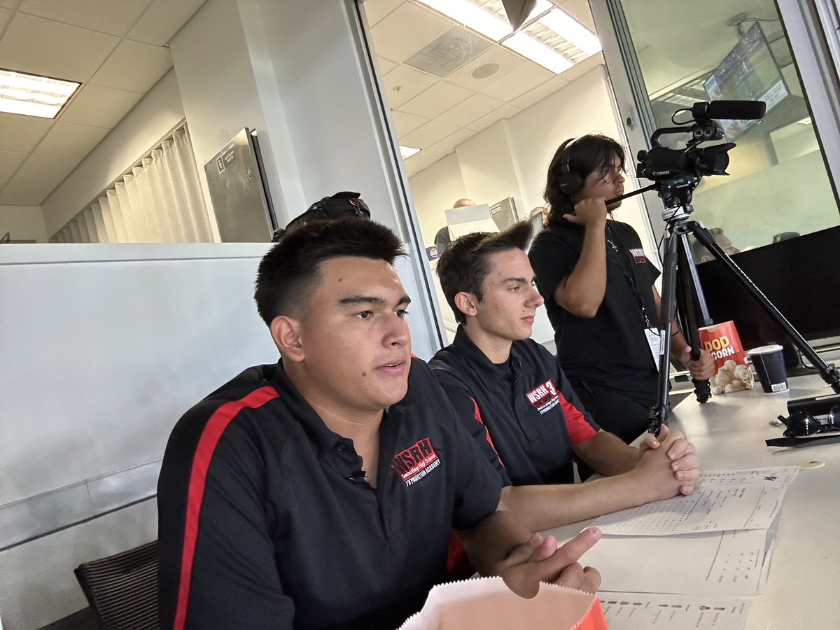 Our WSRH SPORTS students are getting an amazing opportunity tonight with a broadcast experience at a Miami Marlins game!  Player interviews, studio tours and even our own broadcast booth! Thank you <a href="/Marlins/">Miami Marlins</a> ! <a href="/pbcsd/">The School District of Palm Beach County</a> <a href="/SRHSHawks/">Seminole Ridge HS</a>