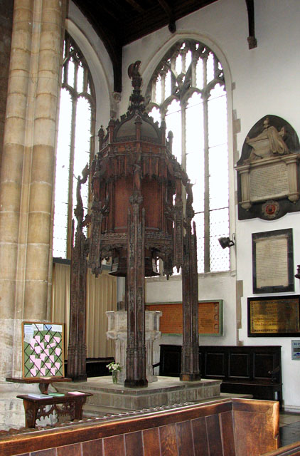 SarahBlick3's tweet image. St Peter Mancroft #FontCover #WilliamMorris wrote scathingly of its "restoration" in 1879 Norfolk News, it once "reached t the roof of the aisle a height of some 30 feet.” Now “the noble font cover is truncated and robbed of the whole of the upper portion of the canopy.”