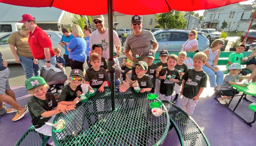 TheEngibeer's tweet photo. The Mason Hulk Smash, smashed some ice cream in Mason helmet cups. Great year of baseball for some great kids @tjsouder5 @MasonHSBaseball https://t.co/xqtpFVCVQV