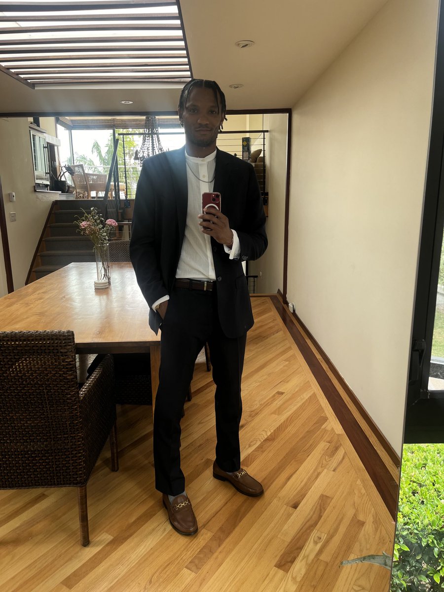 Congrats to <a href="/JHudShow/">The Jennifer Hudson Show</a>⁩ ⁦<a href="/IAMJHUD/">Jennifer Hudson</a>⁩ and the staff on their ⁦<a href="/TheEmmys/">The Emmys</a>⁩ nomination. Shout out to my son Cody Wilkins who is a writer on the hit talk show. Fingers crossed for a win. Watch tonight on ⁦⁦<a href="/cbschicago/">CBS Chicago</a>⁩.