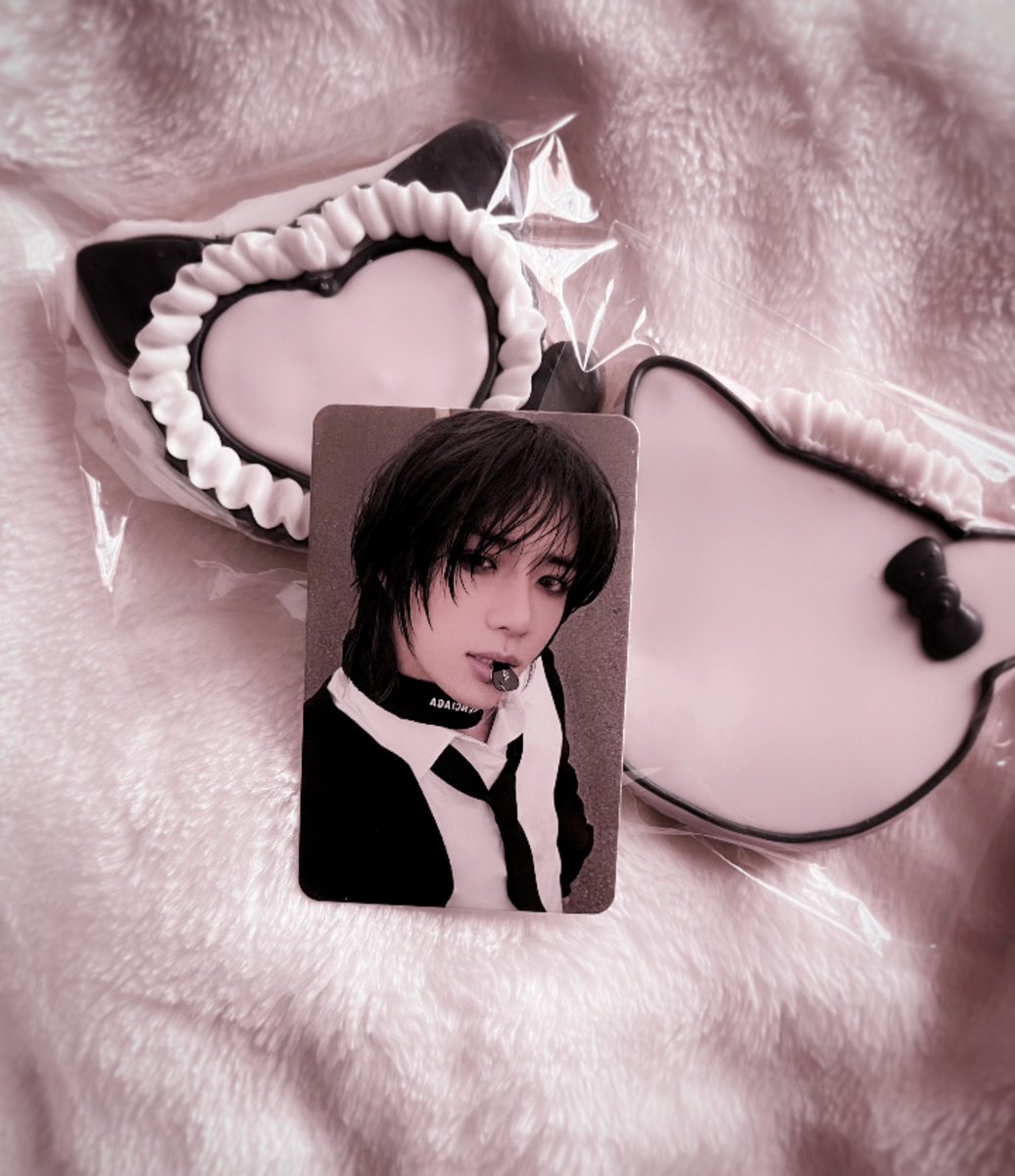 sunqhou's tweet image. ♥(⸝⸝⸝ᵒ̴̶̷̥́ ᵕ ก̀⸝⸝⸝)ෆ It’s my birthday 
today 🍰🎀 ˃̵͈̑ᴗ˂̵͈̑