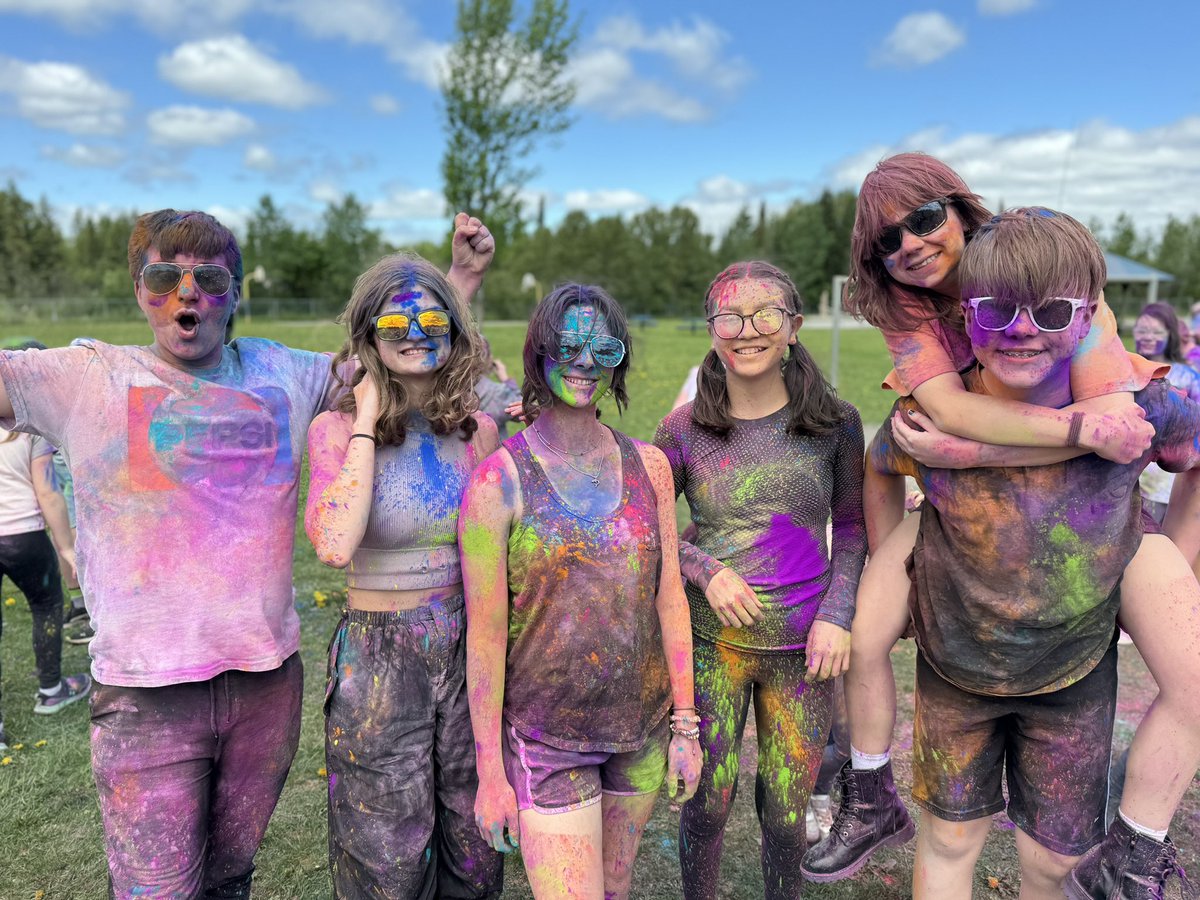 lees3111's tweet photo. . If we all work together, we WILL continue to be able to make a stronger difference, a more welcoming difference, and a community where we all learn, work and grow together. @LakeheadSchools https://t.co/dzPOdR8CM2