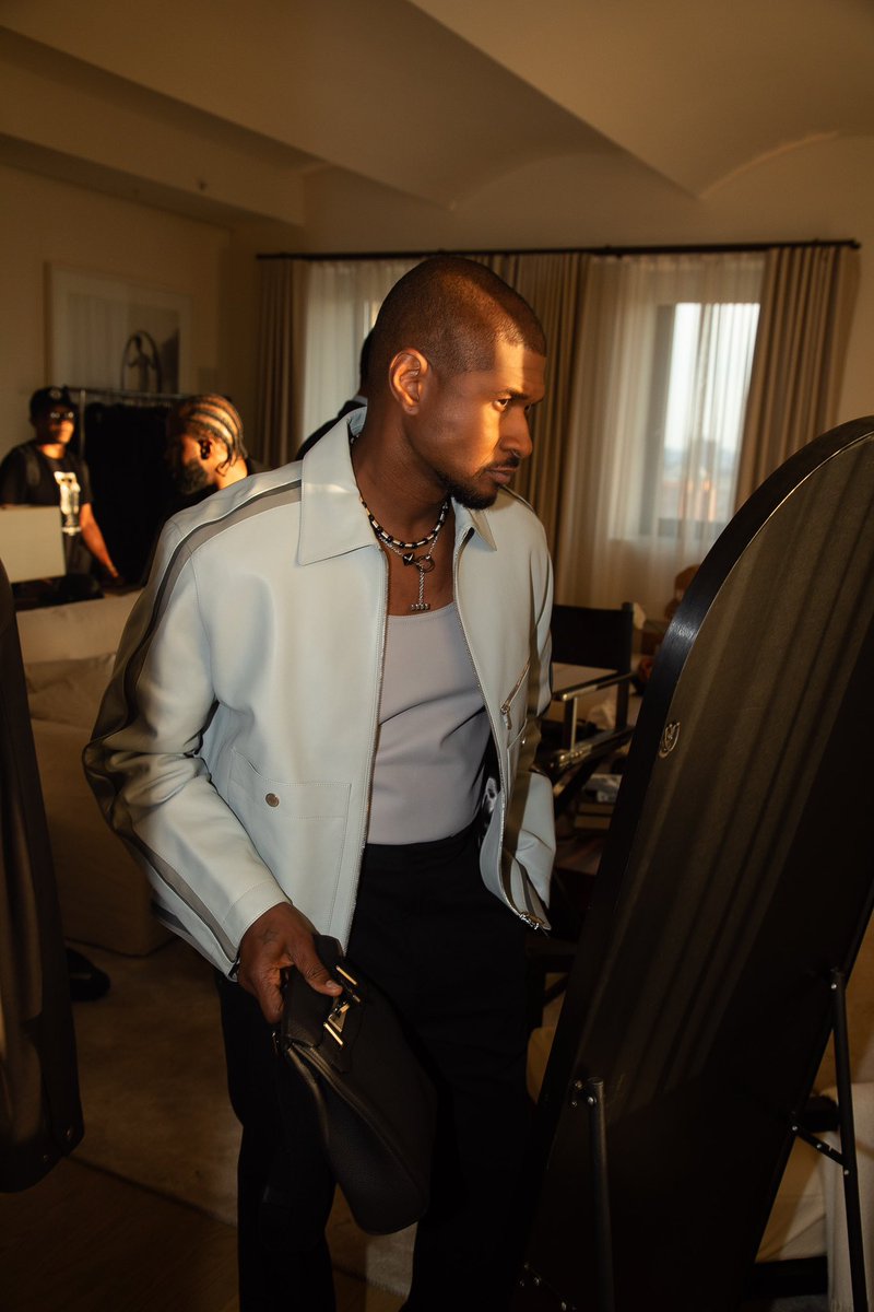 Usher Raymond IV tweet media