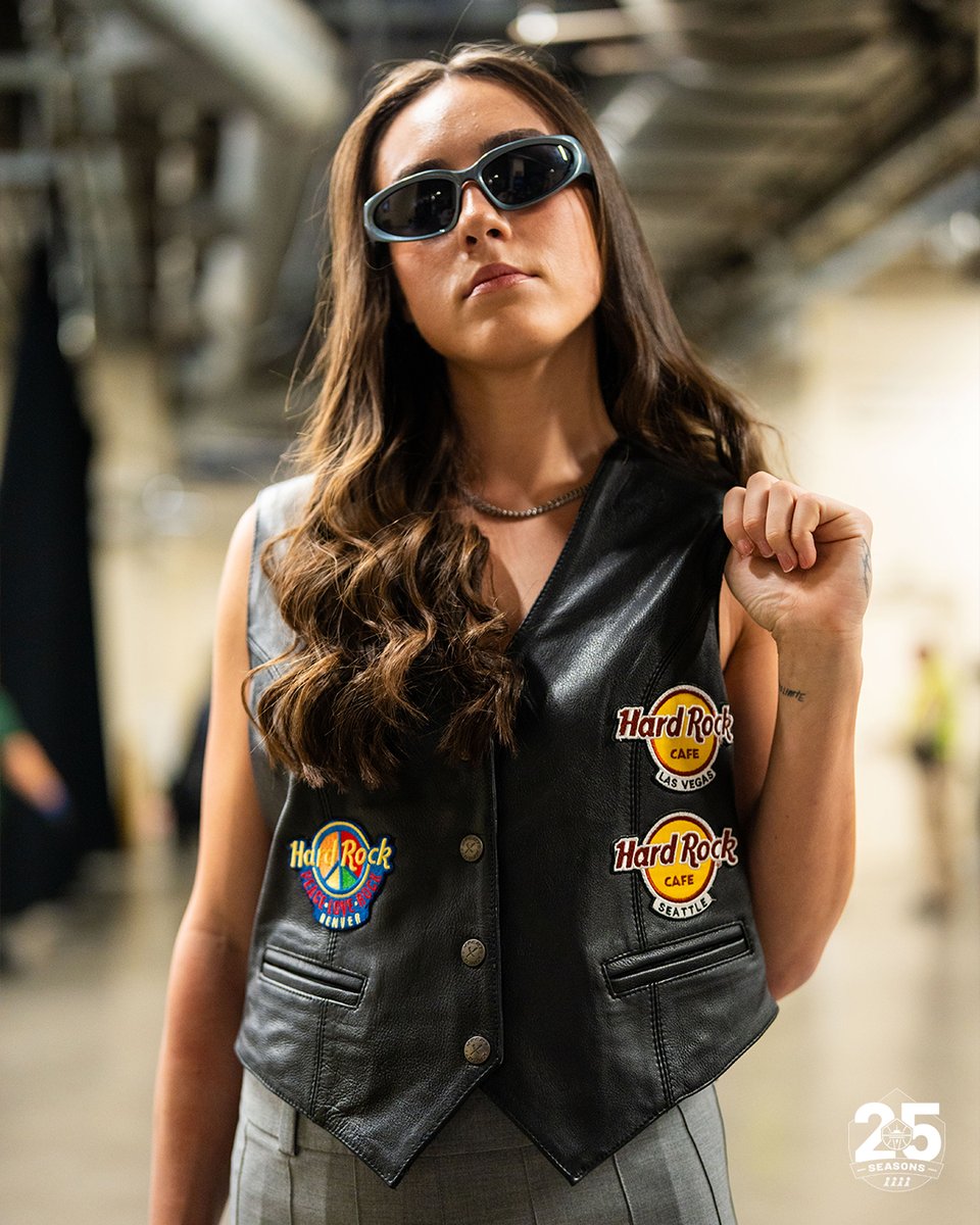 seattlestorm's tweet photo. Ready to rock 🎸 https://t.co/cW2KK2cMwX